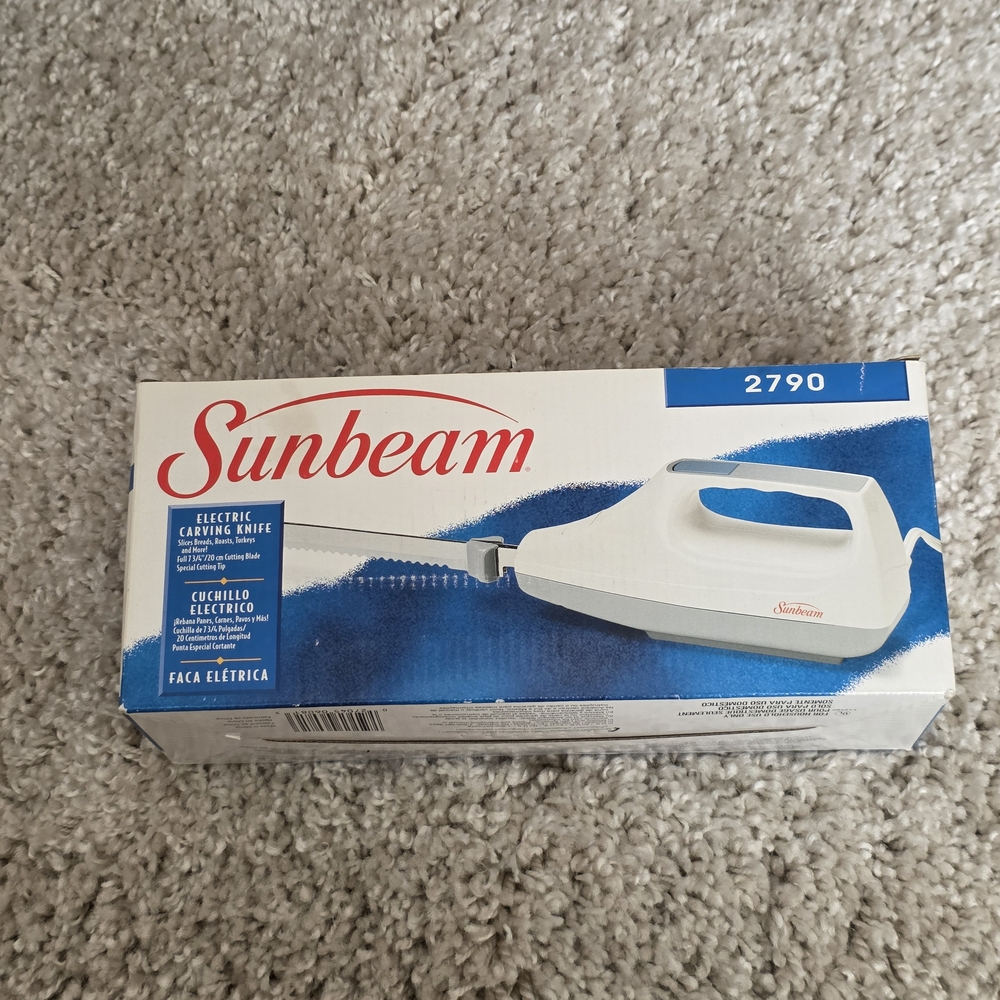 Sunbeam White and Blue Electric Carving Knife in Branded Box